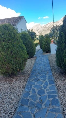 3 bedroom Villa for sale in Guadalest - € 520,000 (Ref: 9401288)