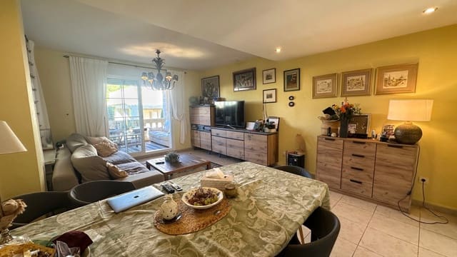 5 bedroom Villa for sale in Albir, Alfaz del Pi / L'Alfàs del Pi with pool - € 449,000 (Ref: 9426652)