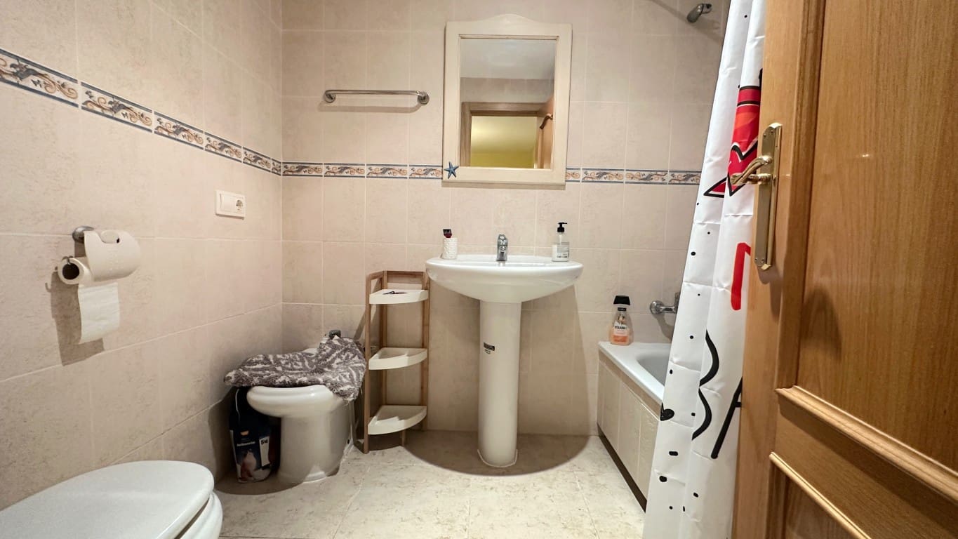 5 bedroom Villa for sale in Albir with pool - € 449,000 (Ref: 9426652)