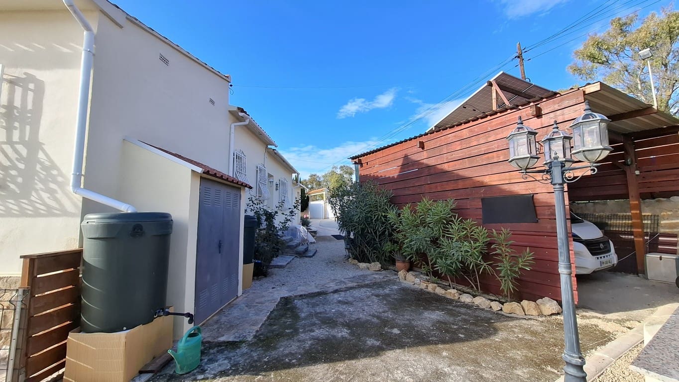 3 soverom Villa til salgs i Alfaz del Pi / L'Alfas del Pi med svømmebasseng - € 450 000 (Ref: 9446685)