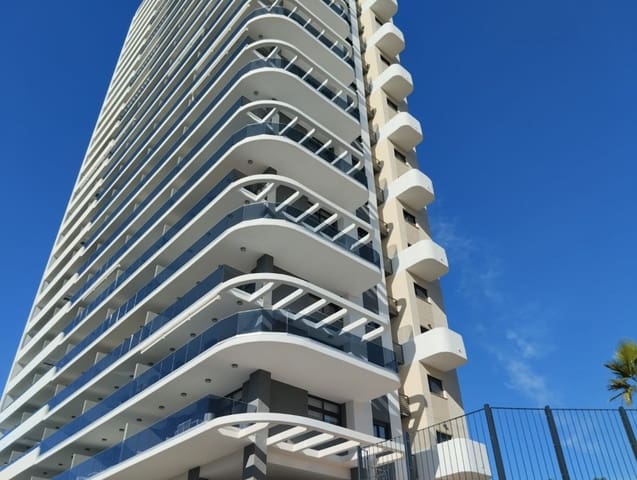 3 sovrum Lägenhet till salu i Playa Poniente, Benidorm med pool - 679 000 € (Ref: 9473228)