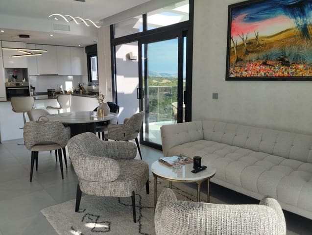 3 soveværelse Lejlighed til salg i Playa Poniente, Benidorm med swimmingpool - € 637.000 (Ref: 9473228)