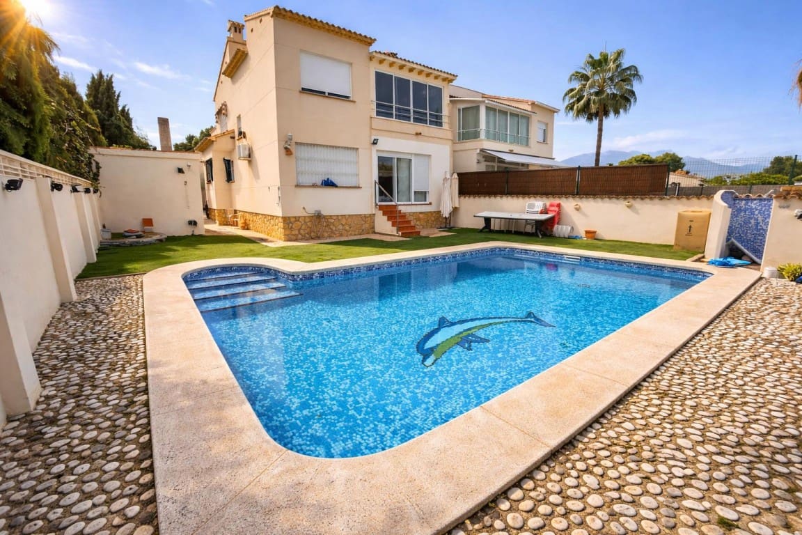 3 quarto Moradia para venda em Albir com piscina - 787 500 € (Ref: 9509067)