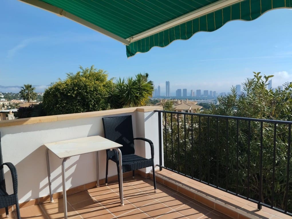 3 quarto Moradia para venda em Finestrat com piscina - 734 000 € (Ref: 9509068)