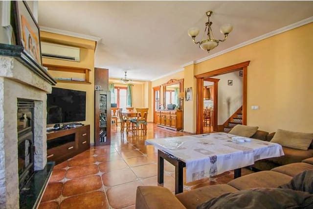 5 soverom Villa til salgs i Albir, Alfaz del Pi / L'Alfàs del Pi med svømmebasseng - € 735 000 (Ref: 9509433)