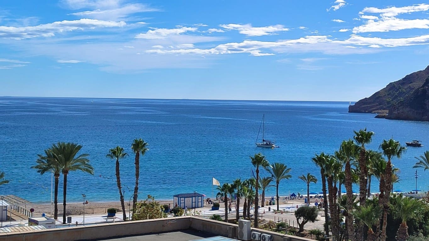 2 soverom Leilighet til salgs i Albir med svømmebasseng - € 569 000 (Ref: 9510305)