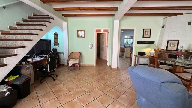 3 sovrum Villa till salu i Pueblo - Urbanizaciones, Alfaz del Pi / L'Alfàs del Pi med pool - 340 000 € (Ref: 9535199)