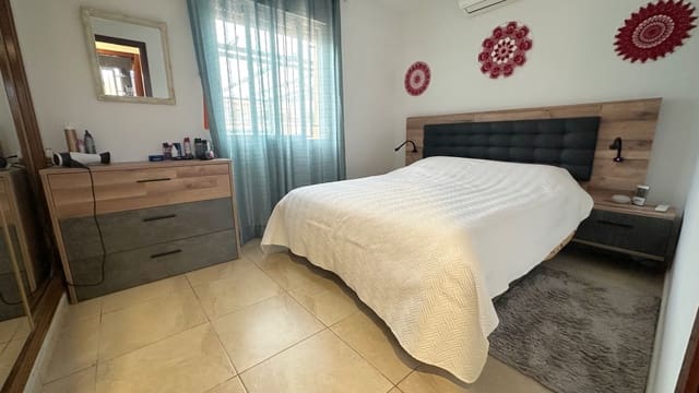 Chalet de 2 habitaciones en Polop en venta con piscina - 260.000 € (Ref: 9536529)