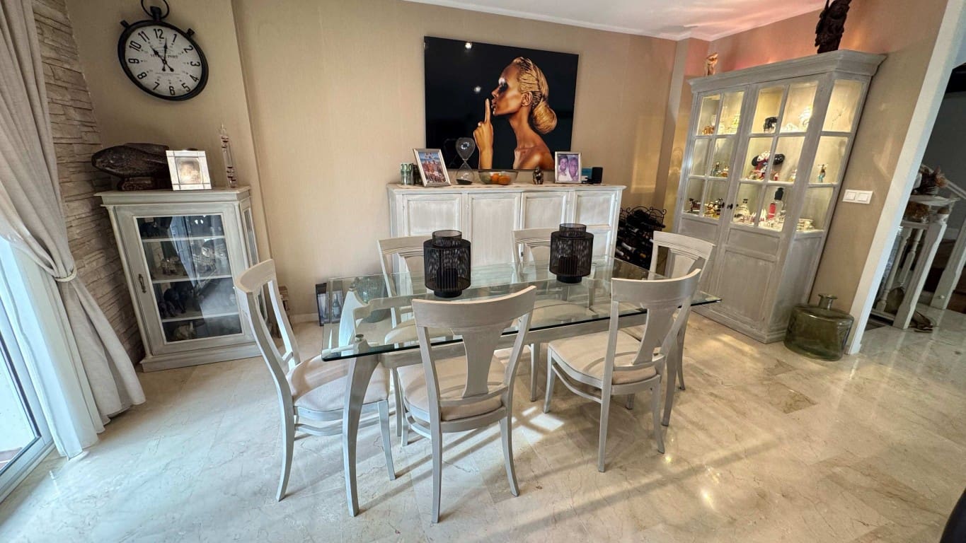 Chalet de 3 habitaciones en Albir en venta con piscina - 475.000 € (Ref: 9536849)