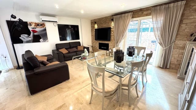 Chalet de 3 habitaciones en Albir, Alfaz del Pi / L'Alfàs del Pi en venta con piscina - 475.000 € (Ref: 9536849)