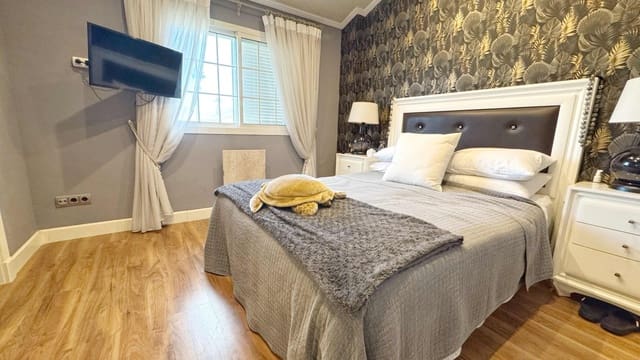 Chalet de 3 habitaciones en Albir, Alfaz del Pi / L'Alfàs del Pi en venta con piscina - 475.000 € (Ref: 9536849)