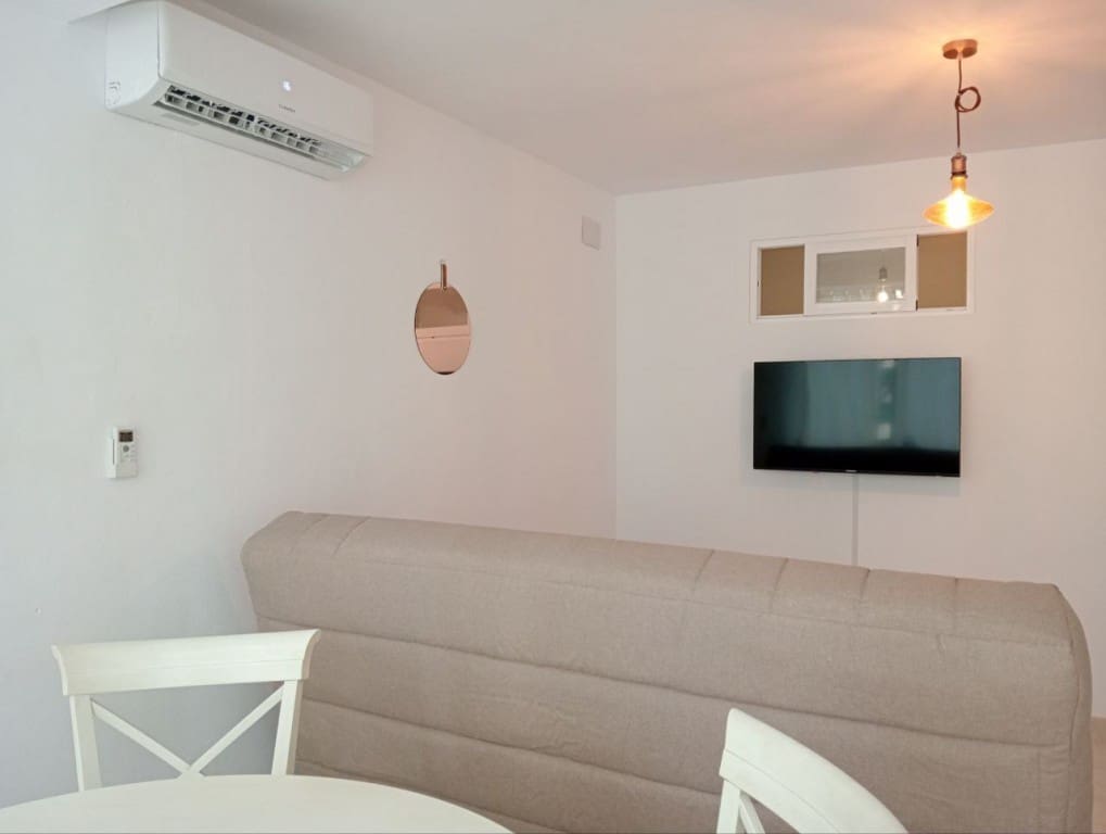 1 soveværelse Lejlighed til salg i Benidorm med swimmingpool - € 155.000 (Ref: 9544575)