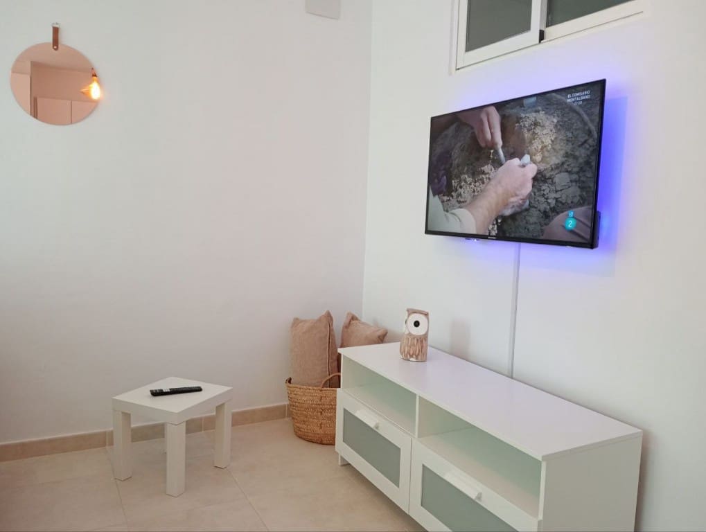 1 soveværelse Lejlighed til salg i Benidorm med swimmingpool - € 155.000 (Ref: 9544575)