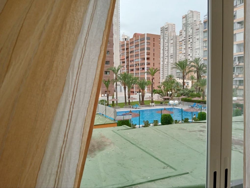 1 soveværelse Lejlighed til salg i Benidorm med swimmingpool - € 155.000 (Ref: 9544575)