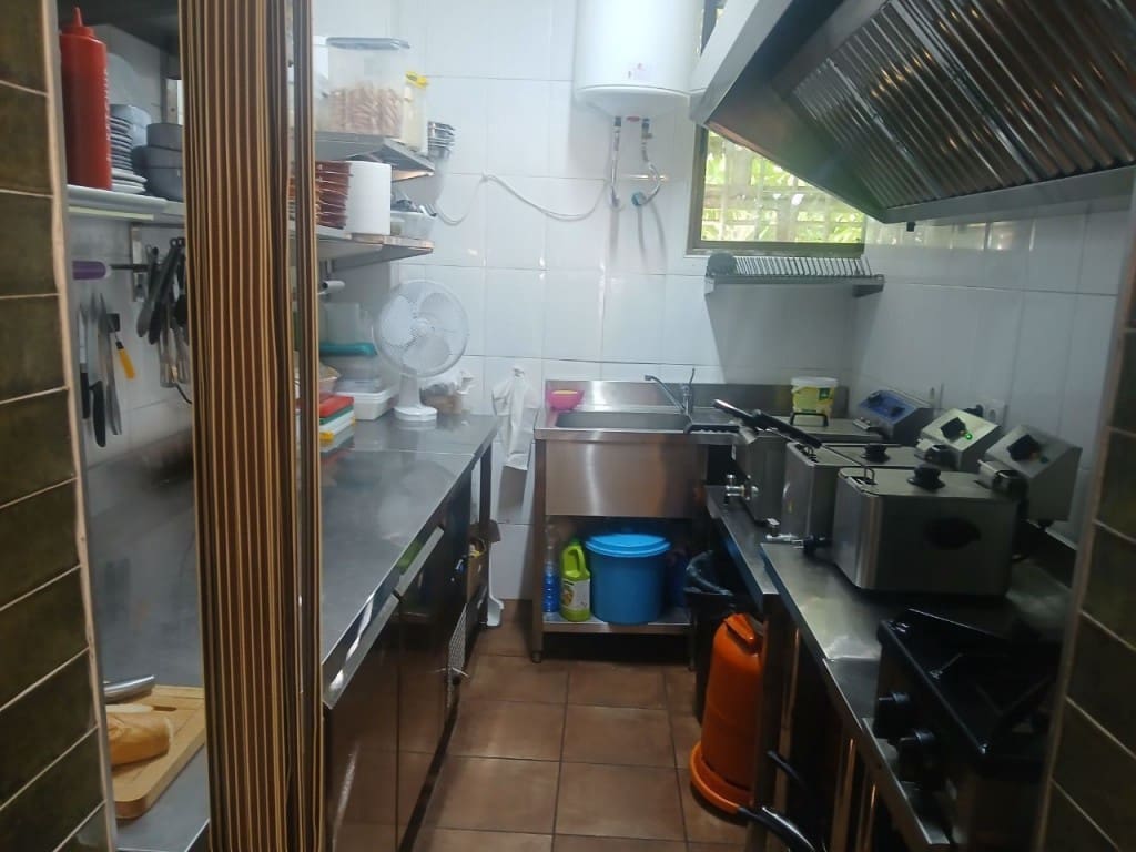 Erhverv til salg i Benidorm - € 279.000 (Ref: 9547013)