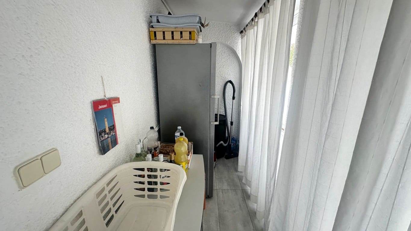 Chalet de 2 habitaciones en Alfaz del Pi / L'Alfàs del Pi en venta con piscina - 465.000 € (Ref: 9572257)