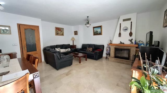 3 slaapkamer Villa te koop in Albir, Alfaz del Pi / L'Alfàs del Pi met zwembad - € 425.000 (Ref: 9622014)