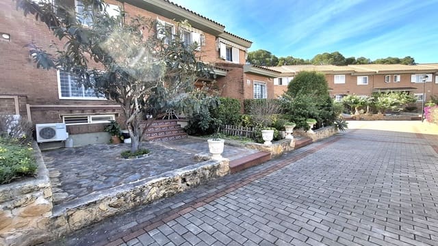 3 slaapkamer Villa te koop in Albir, Alfaz del Pi / L'Alfàs del Pi met zwembad - € 425.000 (Ref: 9622014)