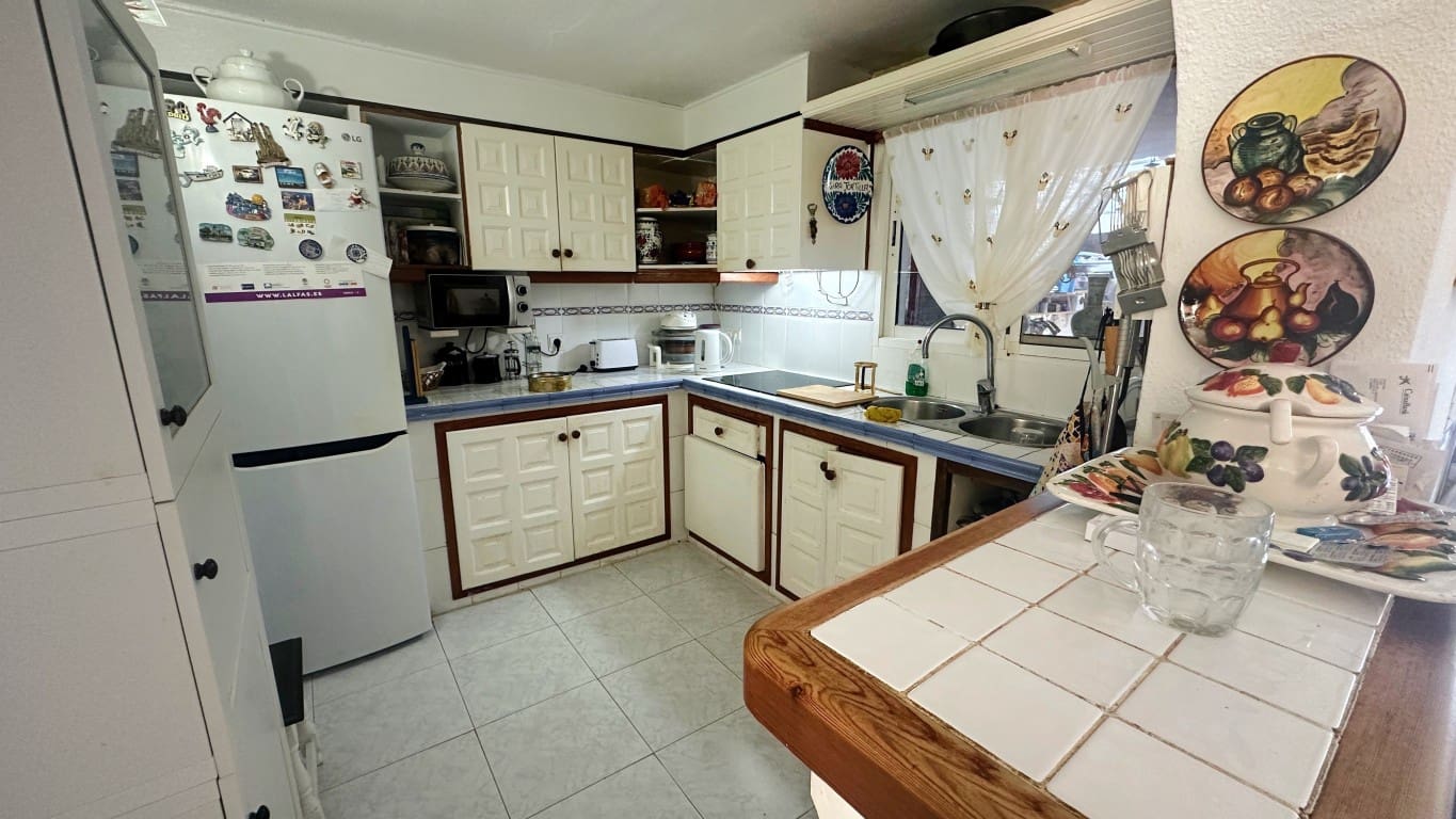 2 bedroom Apartment for sale in Albir - € 435,000 (Ref: 9622631)