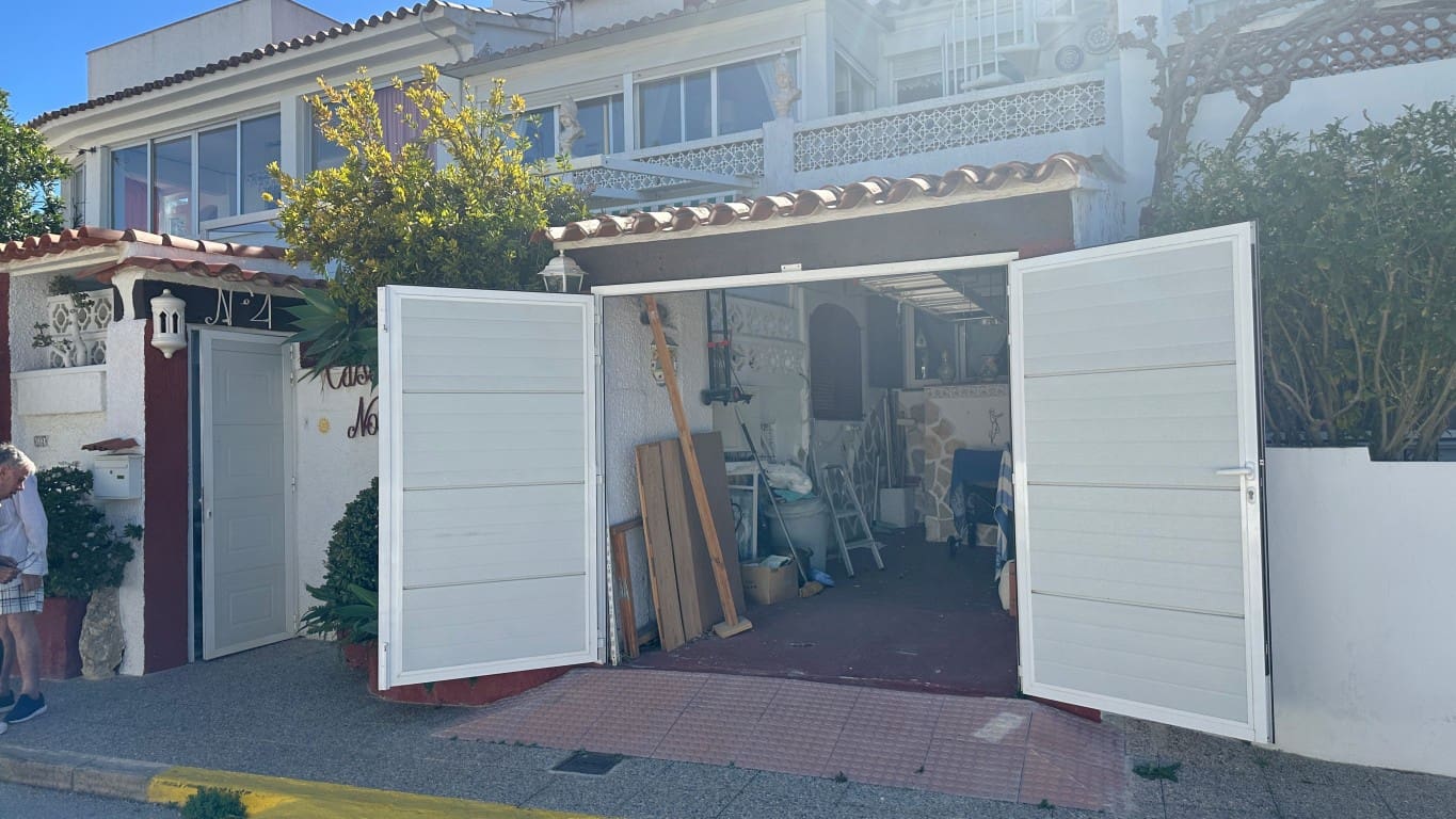 2 bedroom Apartment for sale in Albir - € 435,000 (Ref: 9622631)