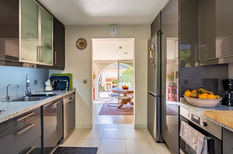 2 Zimmer Villa zu verkaufen in Albir - 475.000 € (Ref: 9631860)