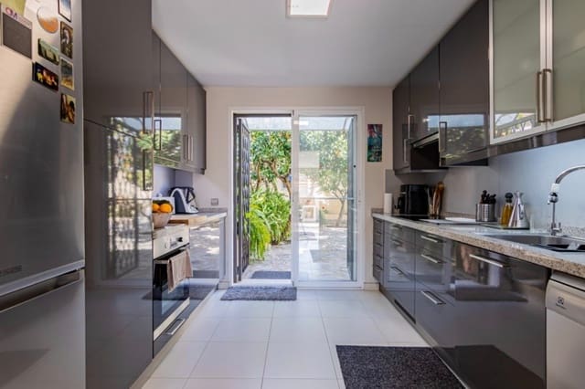 2 slaapkamer Villa te koop in Albir, Alfaz del Pi / L'Alfàs del Pi - € 475.000 (Ref: 9631860)