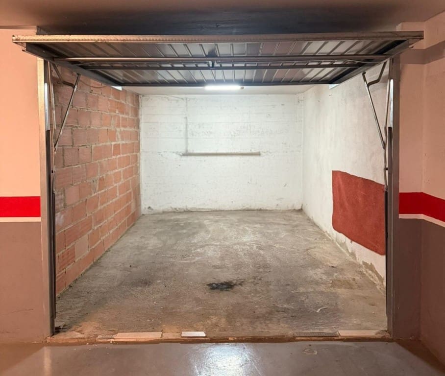 2 bedroom Apartment for sale in Albir with pool - € 395,000 (Ref: 9639752)