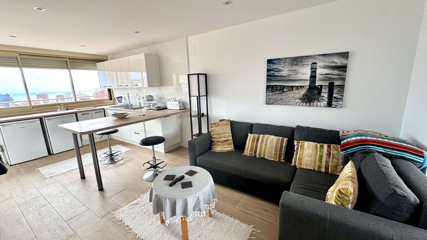 1 slaapkamer Appartement te koop in Benidorm met zwembad - € 239.000 (Ref: 9649901)