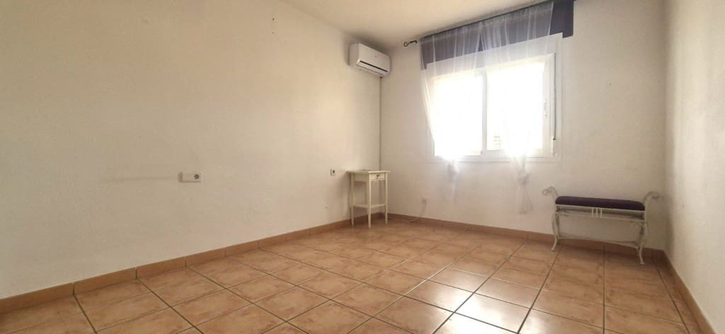 3 sovrum Lägenhet till salu i Alfaz del Pi / L'Alfas del Pi - 215 000 € (Ref: 9657062)