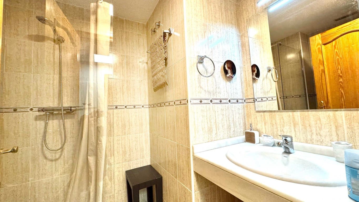 2 soveværelse Lejlighed til salg i Albir med swimmingpool - € 320.000 (Ref: 9690078)