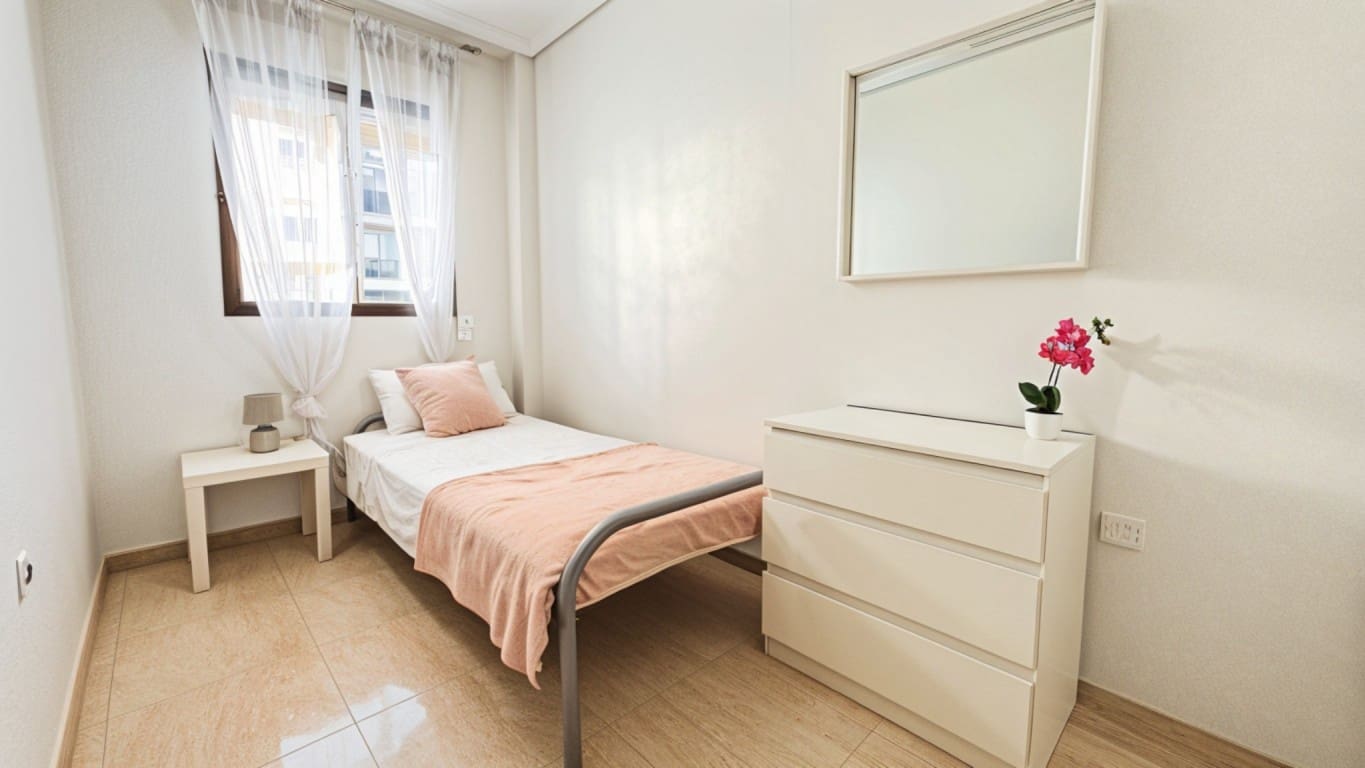 3 bedroom Apartment for sale in Alfaz del Pi / L'Alfas del Pi - € 219,000 (Ref: 9715189)