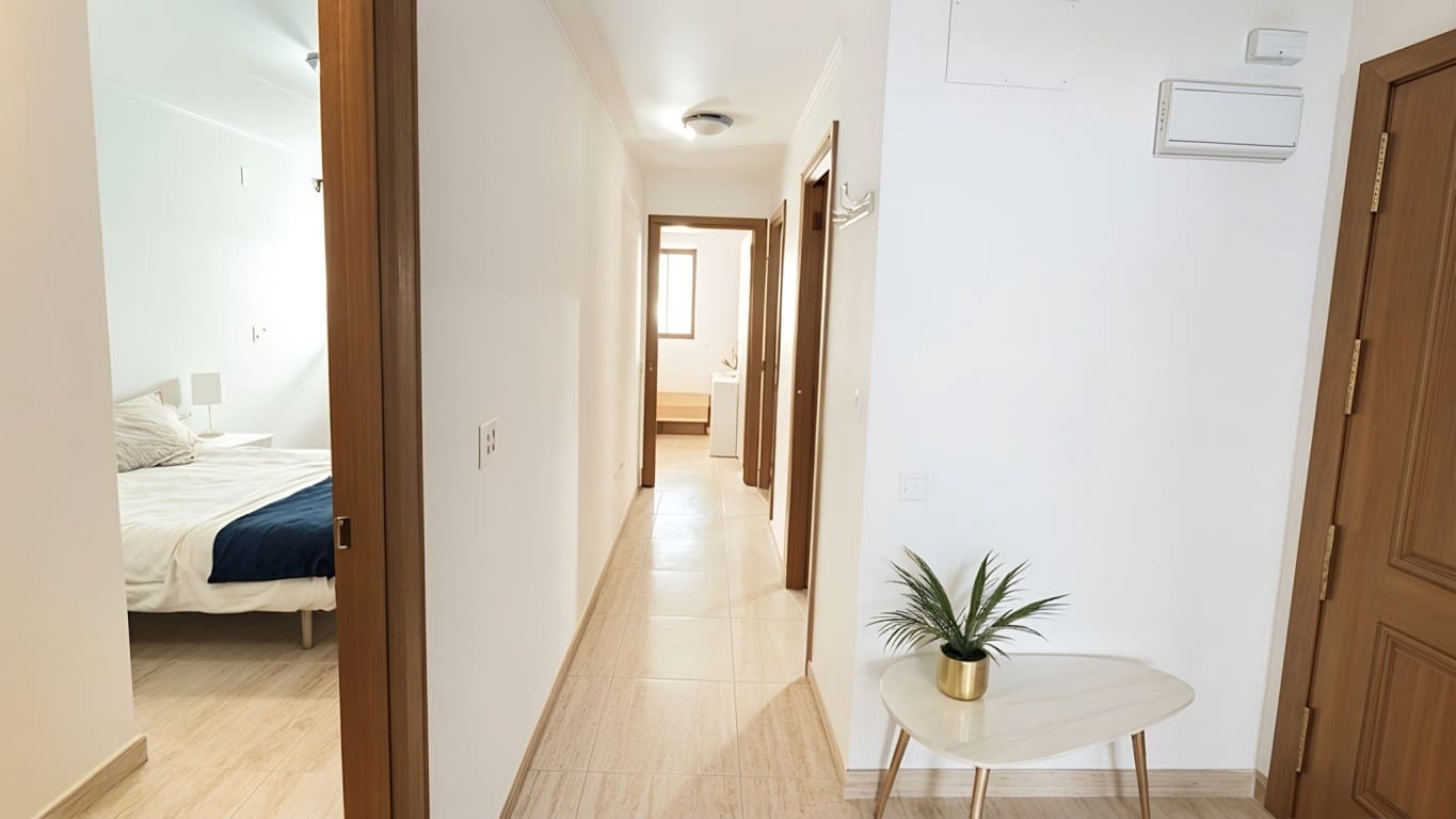 3 bedroom Apartment for sale in Alfaz del Pi / L'Alfas del Pi - € 219,000 (Ref: 9715189)