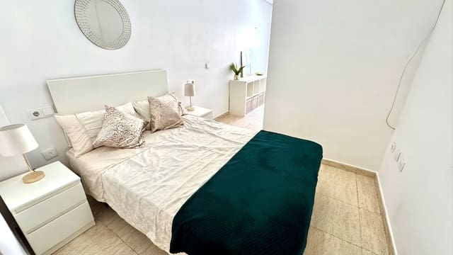Apartamento de 3 habitaciones en Pueblo - Urbanizaciones, Alfaz del Pi / L'Alfàs del Pi en venta - 219.000 € (Ref: 9715189)