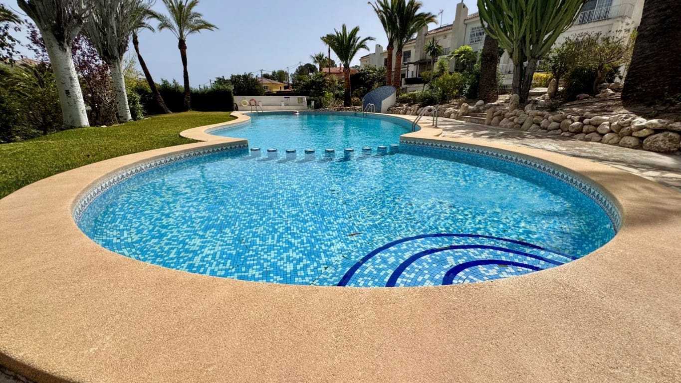 2 camera da letto Bungalow in vendita in La Nucia con piscina - 225.000 € (Rif: 9764887)