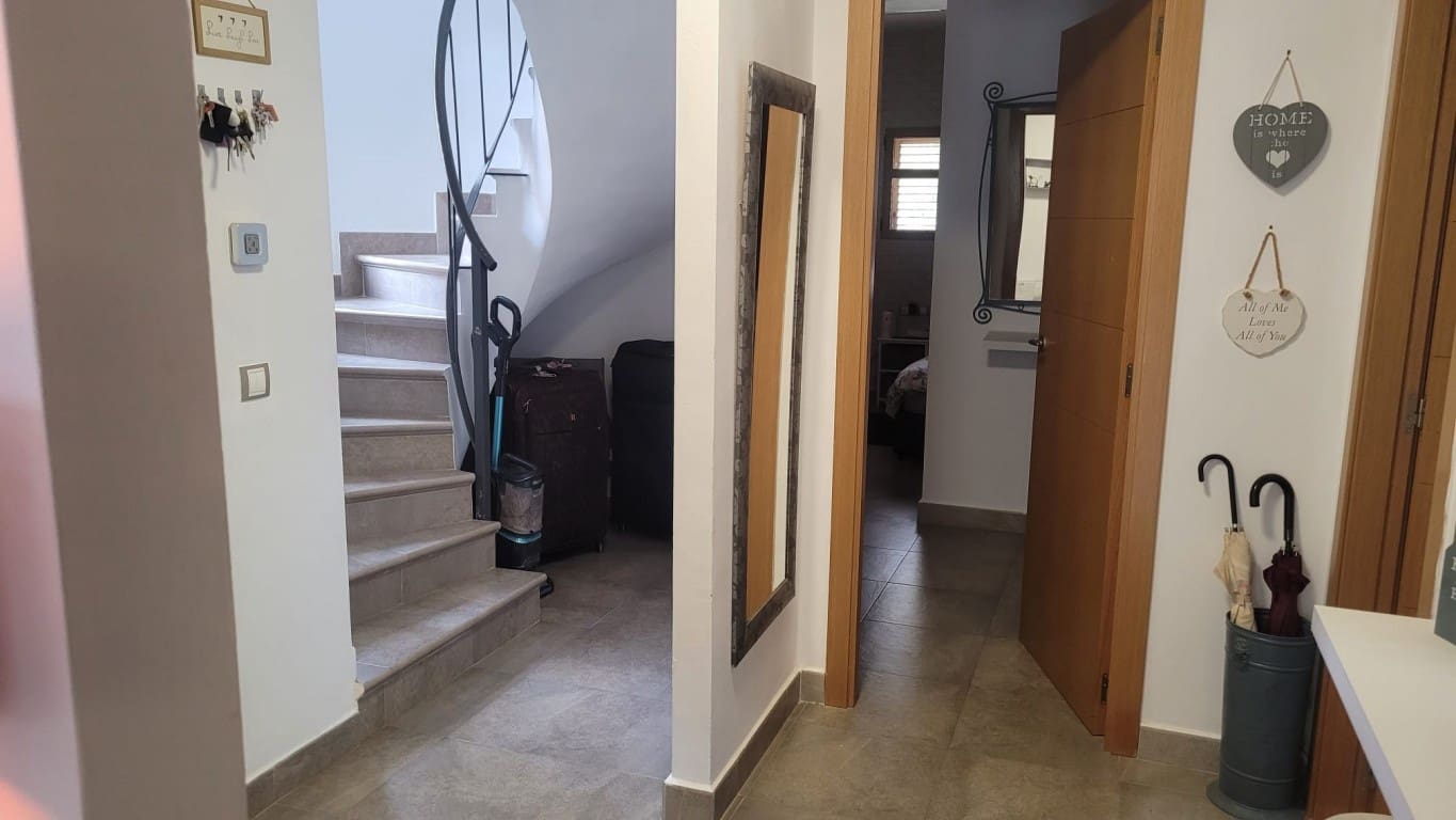 3 makuuhuone Huvila myytävänä paikassa Finestrat mukana uima-altaan - 625 000 € (Ref: 9800704)