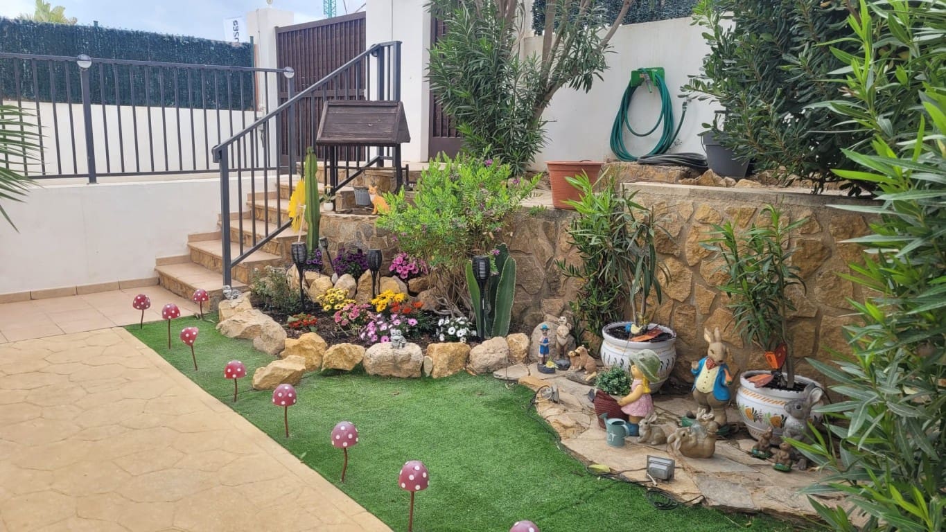 3 makuuhuone Huvila myytävänä paikassa Finestrat mukana uima-altaan - 625 000 € (Ref: 9800704)