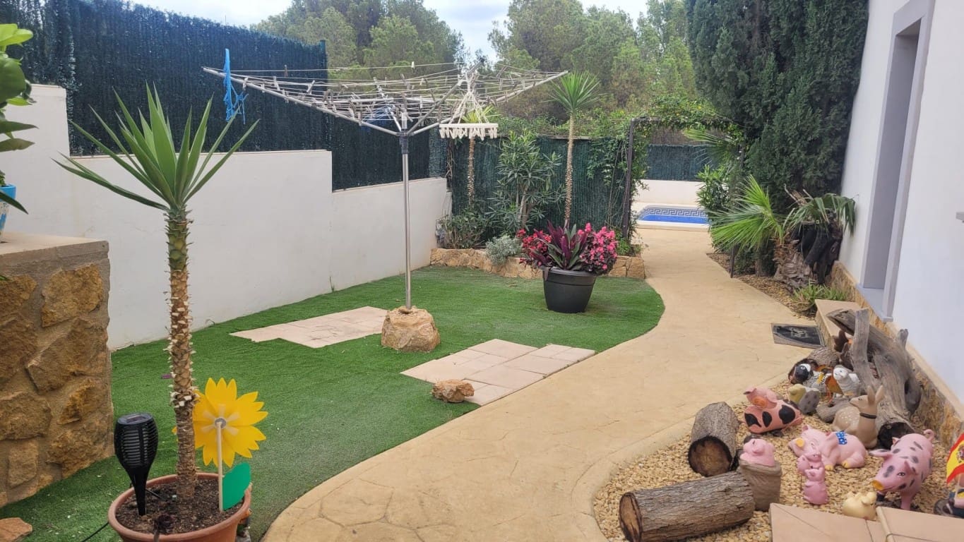 3 makuuhuone Huvila myytävänä paikassa Finestrat mukana uima-altaan - 625 000 € (Ref: 9800704)