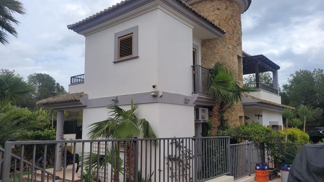 3 Zimmer Villa zu verkaufen in Golf Bahía, Finestrat mit Pool - 625.000 € (Ref: 9800704)