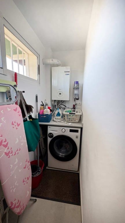 2 bedroom Apartment for sale in Alfaz del Pi / L'Alfas del Pi with pool - € 280,000 (Ref: 9803980)