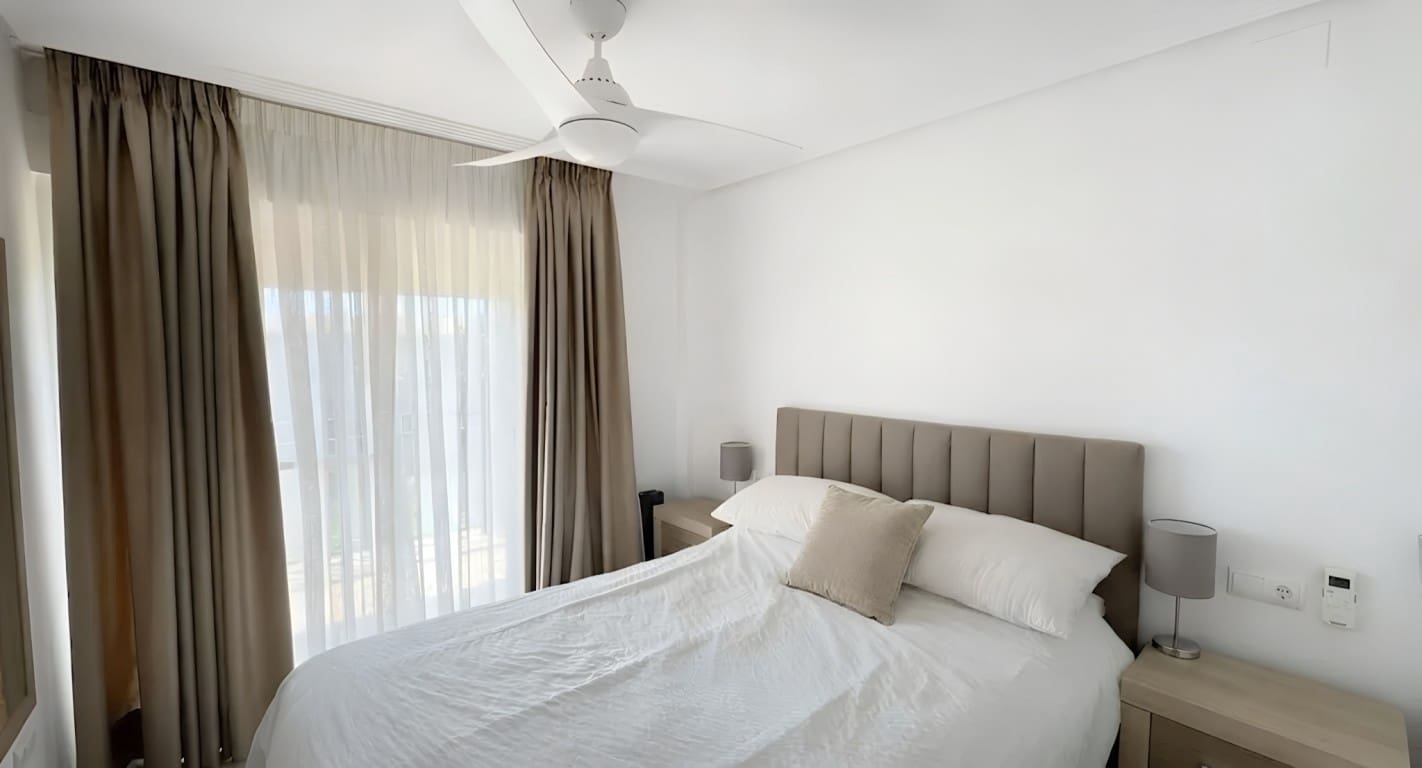 2 bedroom Apartment for sale in Alfaz del Pi / L'Alfas del Pi with pool - € 280,000 (Ref: 9803980)