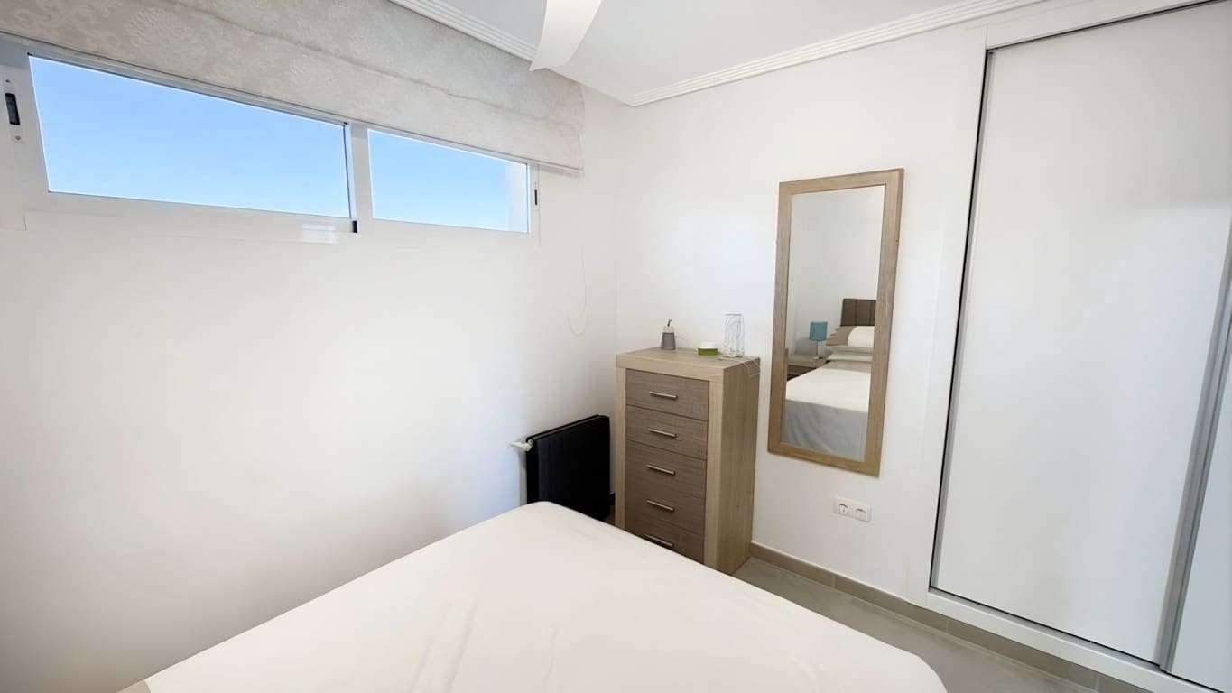 2 bedroom Apartment for sale in Alfaz del Pi / L'Alfas del Pi with pool - € 280,000 (Ref: 9803980)