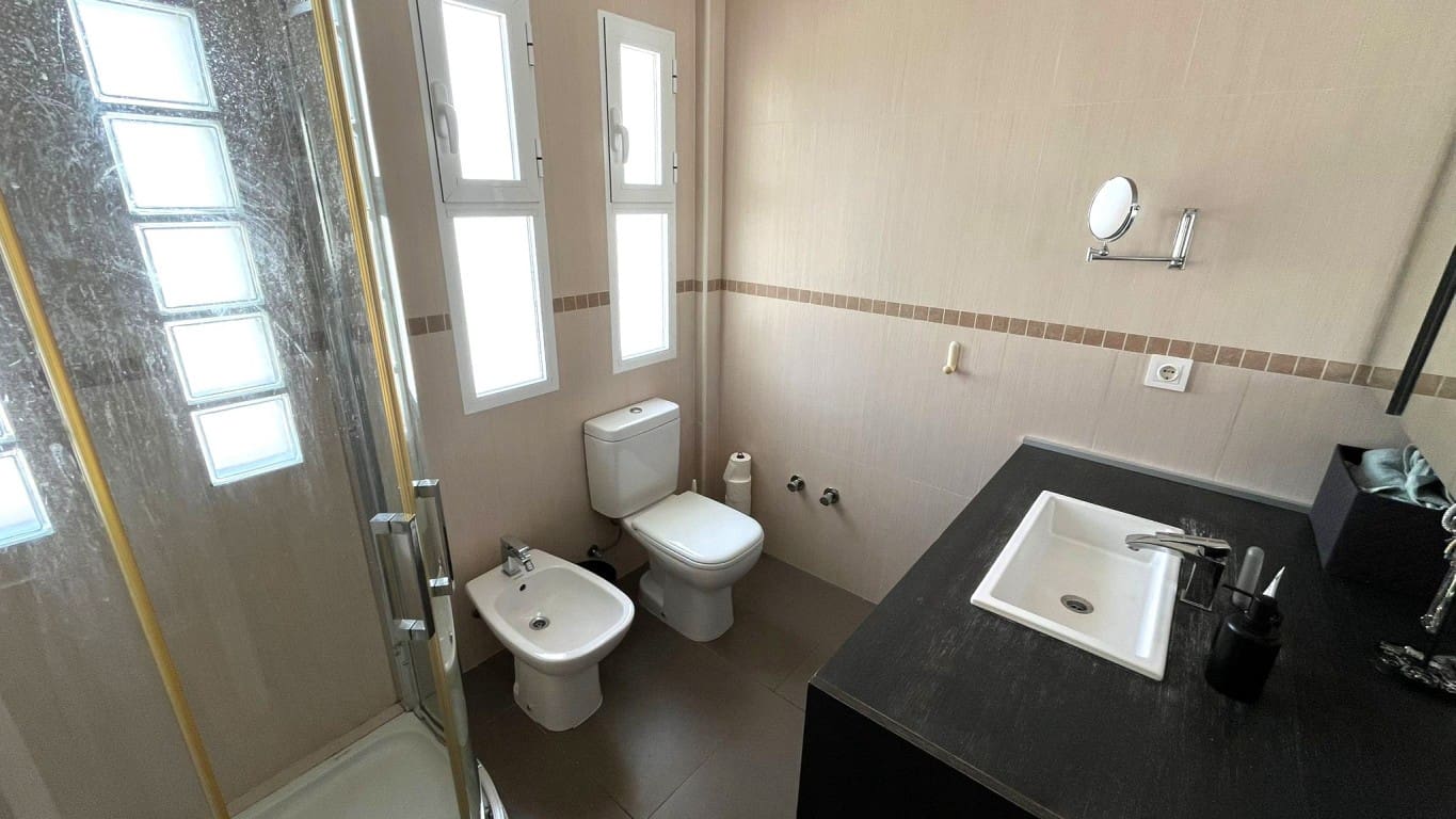 3 soveværelse Villa til salg i Albir med swimmingpool - € 470.000 (Ref: 9819376)