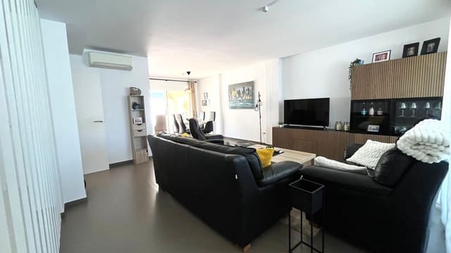 3 soveværelse Villa til salg i Albir, Alfaz del Pi / L'Alfàs del Pi med swimmingpool - € 470.000 (Ref: 9819376)