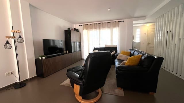 3 soveværelse Villa til salg i Albir, Alfaz del Pi / L'Alfàs del Pi med swimmingpool - € 470.000 (Ref: 9819376)