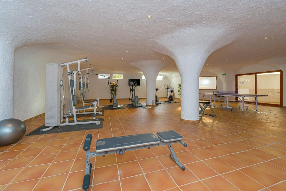 2 bedroom Apartment for sale in Altea with pool - € 1,495,000 (Ref: 9826812)
