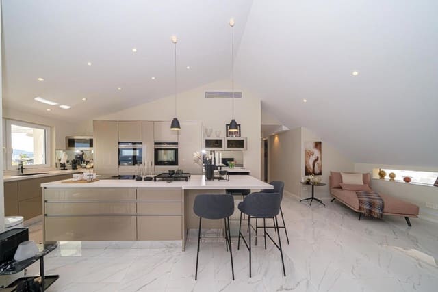 2 soverom Leilighet til salgs i Altea med svømmebasseng - € 1 495 000 (Ref: 9826812)