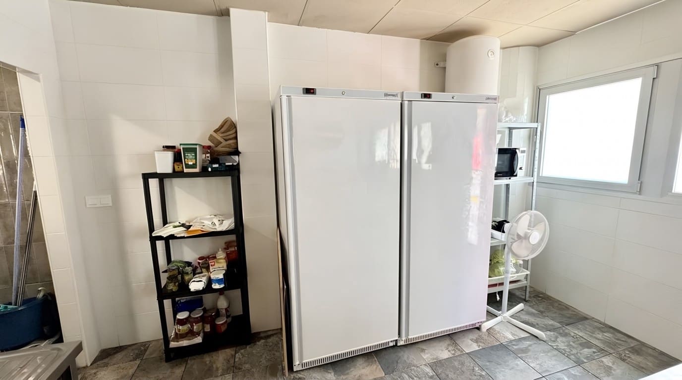 Local Commercial à vendre à Alfaz del Pi / L'Alfas del Pi - 139 000 € (Ref: 9861219)