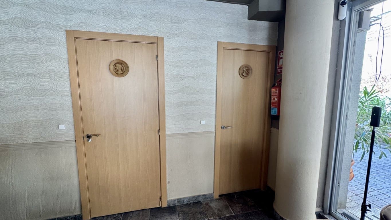 Local Commercial à vendre à Alfaz del Pi / L'Alfas del Pi - 139 000 € (Ref: 9861219)