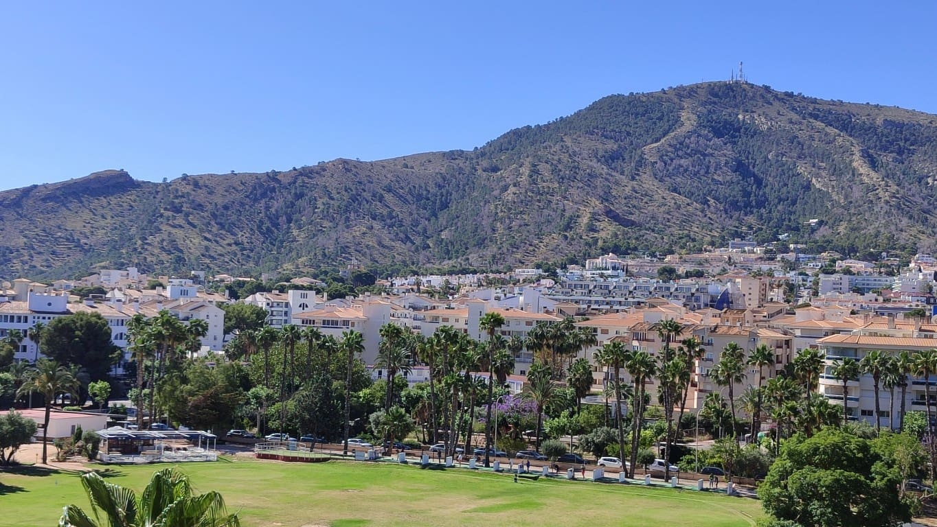 2 Zimmer Apartment zu verkaufen in Albir mit Pool - 399.000 € (Ref: 9877154)