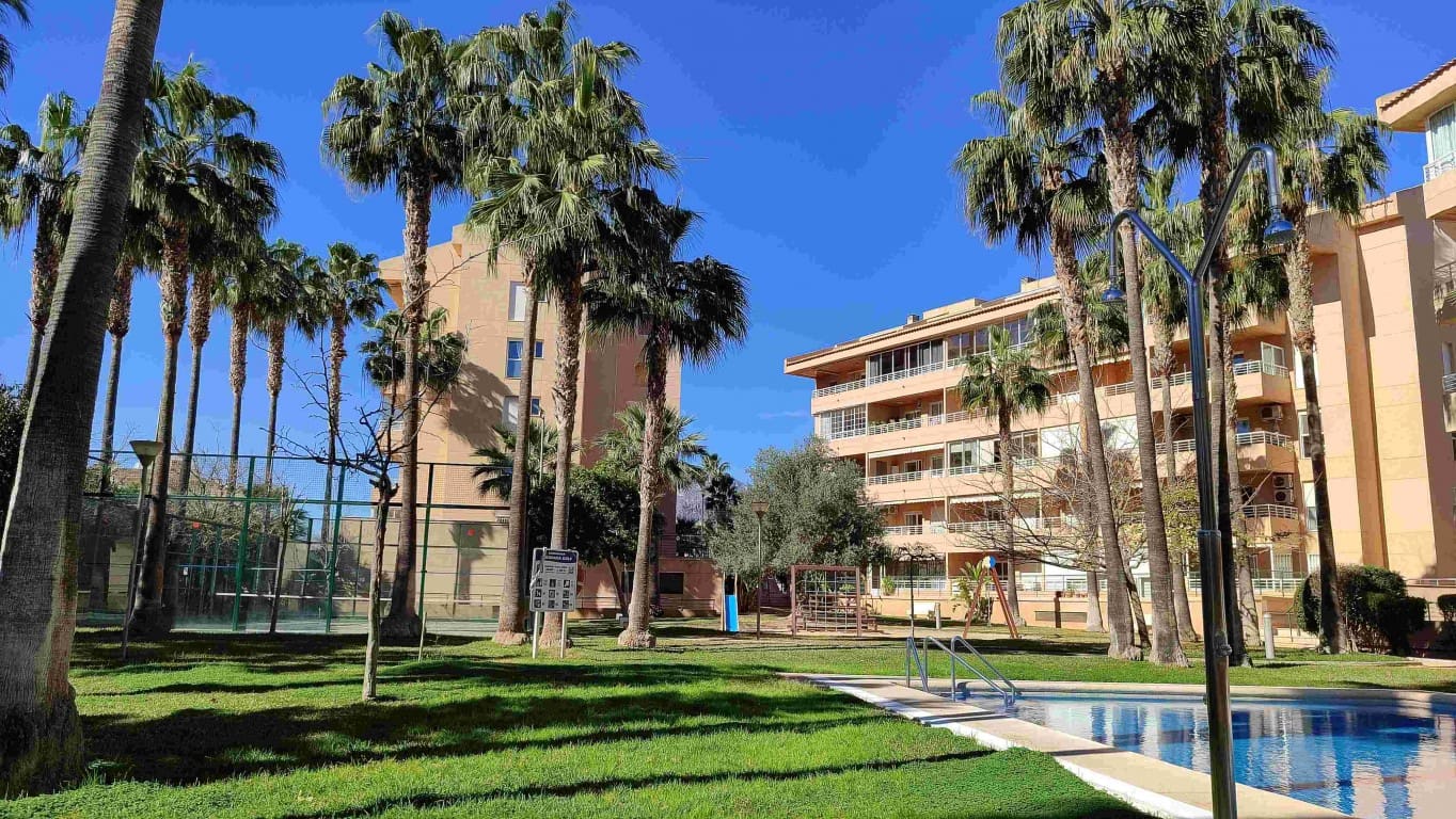 2 Zimmer Apartment zu verkaufen in Albir mit Pool - 399.000 € (Ref: 9877154)